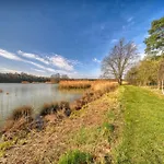 Chaloupka U Jezera Pod Smrkem Tatil Evi Cervene Janovice