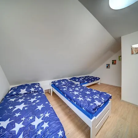 Chaloupka U Jezera Pod Smrkem *