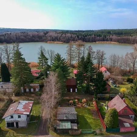 Chaloupka U Jezera Pod Smrkem